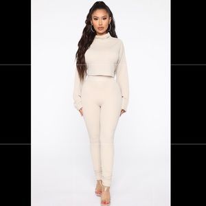 Fashion nova set size xs